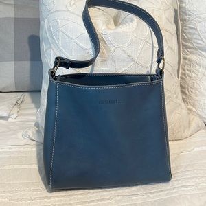 PORTLAND LEATHER Blue leather shoulder bag